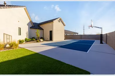 619 E Royal Dr, Washington, UT 84780 - Photo 43