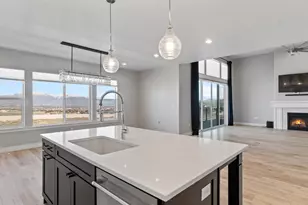 878 N High Pass Dr W, Saratoga Springs, UT 84045 - Photo 15