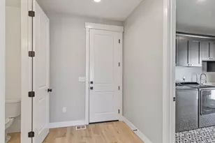 878 N High Pass Dr W, Saratoga Springs, UT 84045 - Photo 23