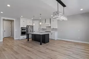 878 N High Pass Dr W, Saratoga Springs, UT 84045 - Photo 19