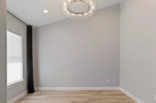 878 N High Pass Dr W, Saratoga Springs, UT 84045 - Photo 9