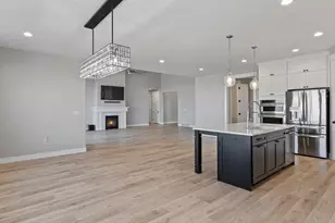 878 N High Pass Dr W, Saratoga Springs, UT 84045 - Photo 21