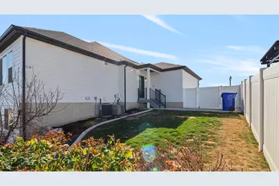 878 N High Pass Dr W #501, Saratoga Springs, UT 84045 - Photo 47