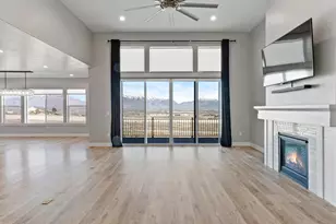 878 N High Pass Dr W, Saratoga Springs, UT 84045 - Photo 11