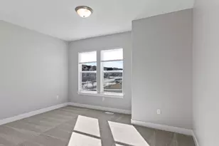 878 N High Pass Dr W, Saratoga Springs, UT 84045 - Photo 33