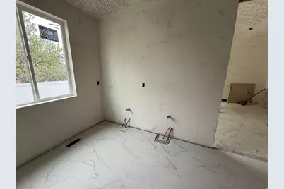 1548 N 275 W #2, Orem, UT 84057 - Photo 13