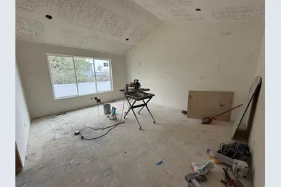 1548 N 275 W #2, Orem, UT 84057 - Photo 11