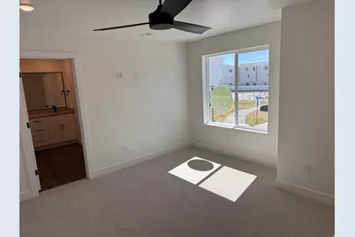 667 E Ryegrass Dr #302, Eagle Mountain, UT 84005 - Photo 7