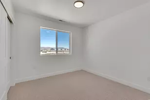 667 E Ryegrass Dr, Eagle Mountain, UT 84005 - Photo 15