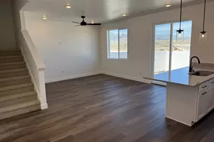 667 E Ryegrass Dr, Eagle Mountain, UT 84005 - Photo 3