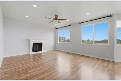 634 S 1550 W, Syracuse, UT 84075 - Photo 5