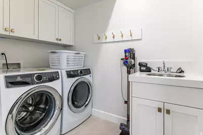 2240 E Laney Ave S #105, Holladay, UT 84117 - Photo 21