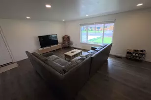 918 W 4350 S, Riverdale, UT 84405 - Photo 11