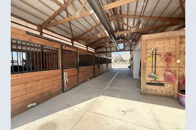 748 E Sierra View Dr S, Mapleton, UT 84664 - Photo 11