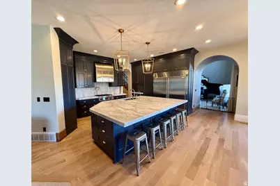 753 E Sierra View Vw S #1, Mapleton, UT 84664 - Photo 9