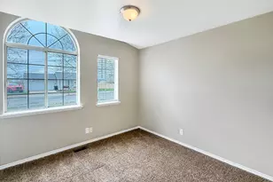 161 E 560 S, Smithfield, UT 84335 - Photo 15