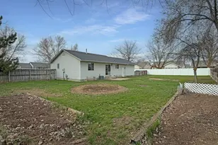 161 E 560 S, Smithfield, UT 84335 - Photo 29