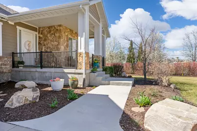 2420 E Royal Pine Cv, Cottonwood Heights, UT 84093 - Photo 5