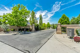 2420 E Royal Pne Cv, Cottonwood Heights, UT 84093 - Photo 45