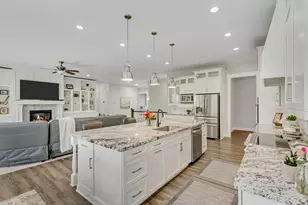 2420 E Royal Pne Cv, Cottonwood Heights, UT 84093 - Photo 13