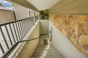 2420 E Royal Pne Cv, Cottonwood Heights, UT 84093 - Photo 43