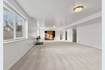 679 E Clearwater Dr, Layton, UT 84041 - Photo 25