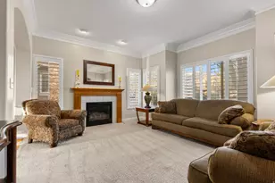 679 E Clearwater Dr, Layton, UT 84041 - Photo 7