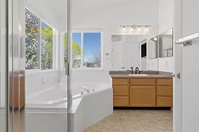 5774 W Dawn Vista Rd, West Jordan, UT 84081 - Photo 23