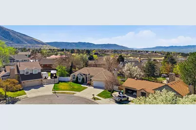 10346 S Woodglen Cir, Sandy, UT 84092 - Photo 39