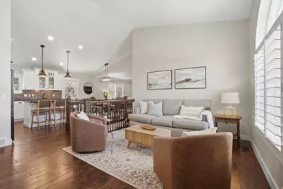 10346 S Woodglen Cir, Sandy, UT 84092 - Photo 3