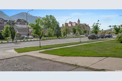 639 N University Ave #10, Provo, UT 84601 - Photo 3