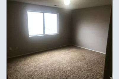 639 N University Ave #10, Provo, UT 84601 - Photo 9