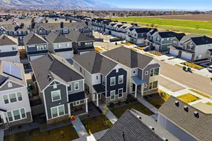 9747 N Ashgrove Ln, Highland, UT 84003 - Photo 43