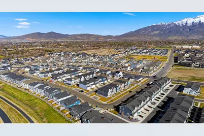 9747 N Ashgrove Ln, Highland, UT 84003 - Photo 47