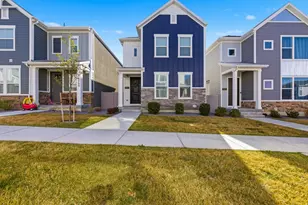 9747 N Ashgrove Ln, Highland, UT 84003 - Photo 3