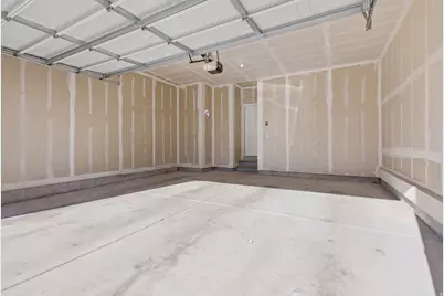 9747 N Ashgrove Ln, Highland, UT 84003 - Photo 35