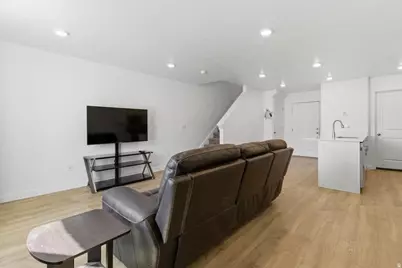 1194 W Summit Pkwy, Santaquin, UT 84655 - Photo 3