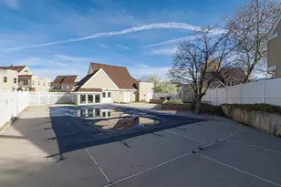 734 E Gables St, Midvale, UT 84047 - Photo 37