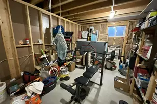 634 Black Steer Rd, Aneth, UT 84510 - Photo 35