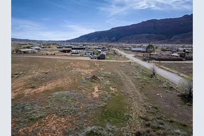 4693 S Sunny Acres S, Moab, UT 84532 - Photo 5