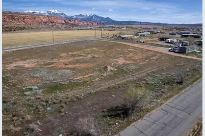4693 S Sunny Acres S, Moab, UT 84532 - Photo 5