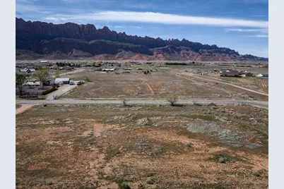 4693 S Sunny Acres S, Moab, UT 84532 - Photo 11