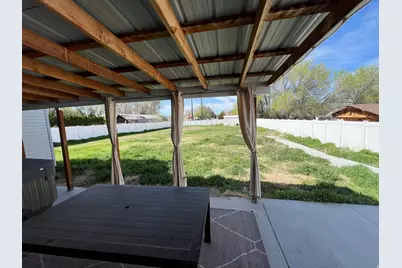 5701 S 2700 W, Roy, UT 84067 - Photo 11