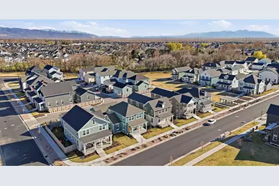 979 W Shoreline Dr, Layton, UT 84041 - Photo 33