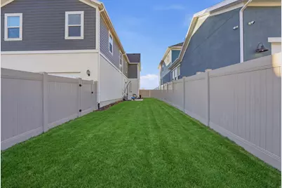 979 W Shoreline Dr, Layton, UT 84041 - Photo 29