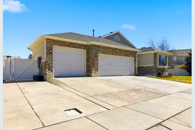 8287 S 6250 W, West Jordan, UT 84081 - Photo 3