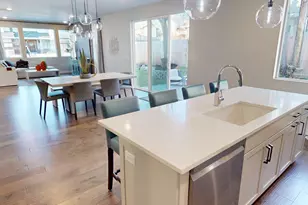 11779 S Windcroft Ct E, Sandy, UT 84092 - Photo 11