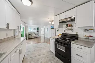 370 E Merlin St N, North Salt Lake, UT 84054 - Photo 11