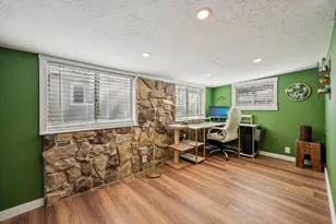 370 E Merlin St N, North Salt Lake, UT 84054 - Photo 21