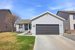 2341 E Summit Way, Eagle Mountain, UT 84005 - Photo 3